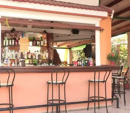Scrivas Hotel