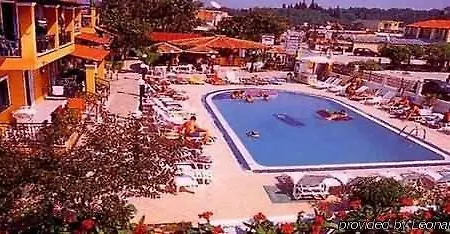 Scrivas Otel 2*
